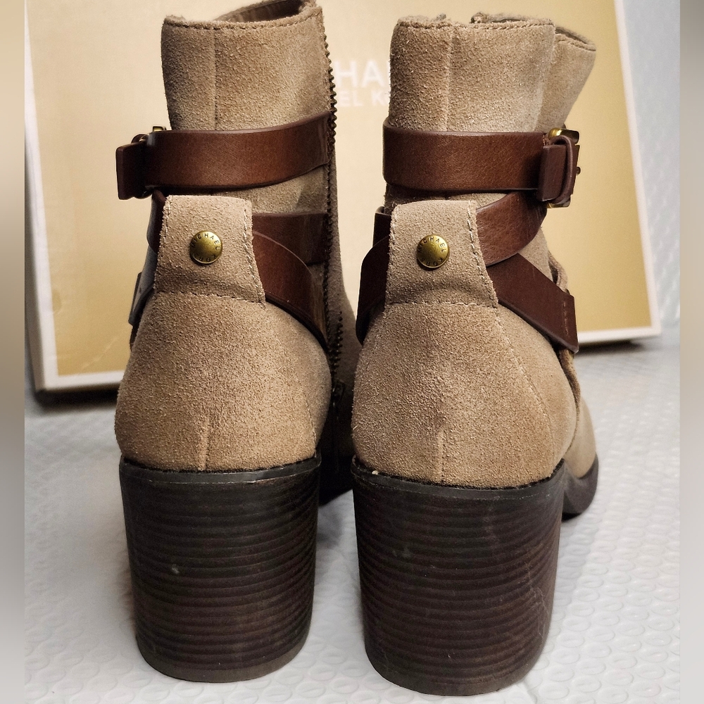 Michael Kors Women's Suede Faun Boots Size 8 - Picture 5 of 13